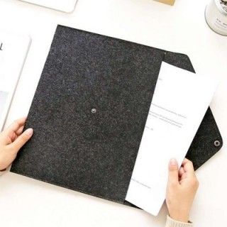 14" Felt iPad and Document Carry Folder 08